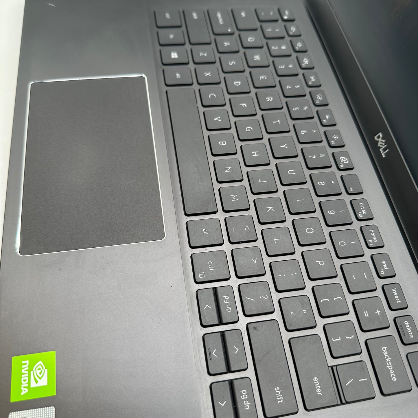 Dell Vostro Laptop 5401 14" i7-1065G7 1.5GHz 16GB RAM 512GB SSD