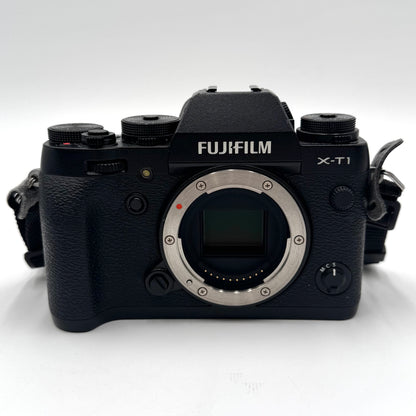 Fujifilm X-T1 16.3MP Mirrorless Interchangeable Lens Camera with Super EBC 18-135mm Lens