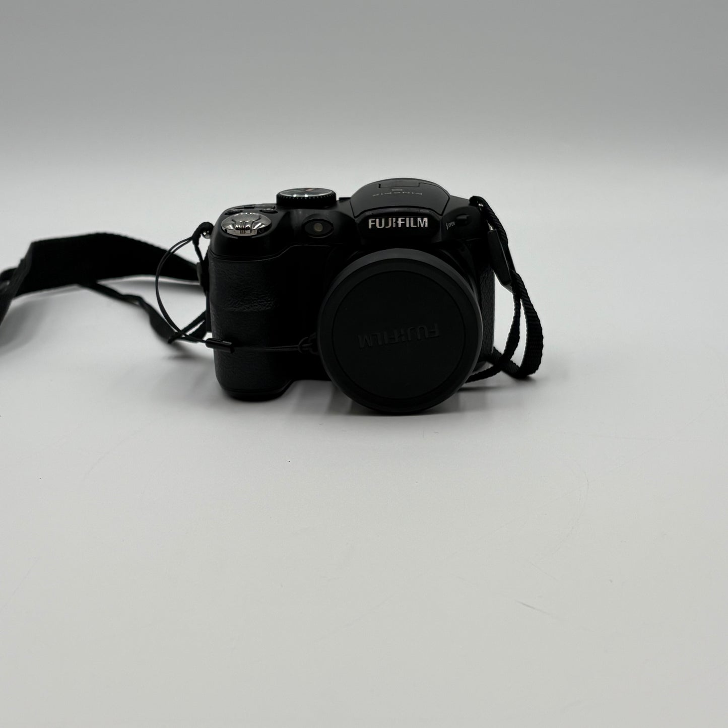 Fujifilm FinePix S2500HD 12.0MP Digital Camera