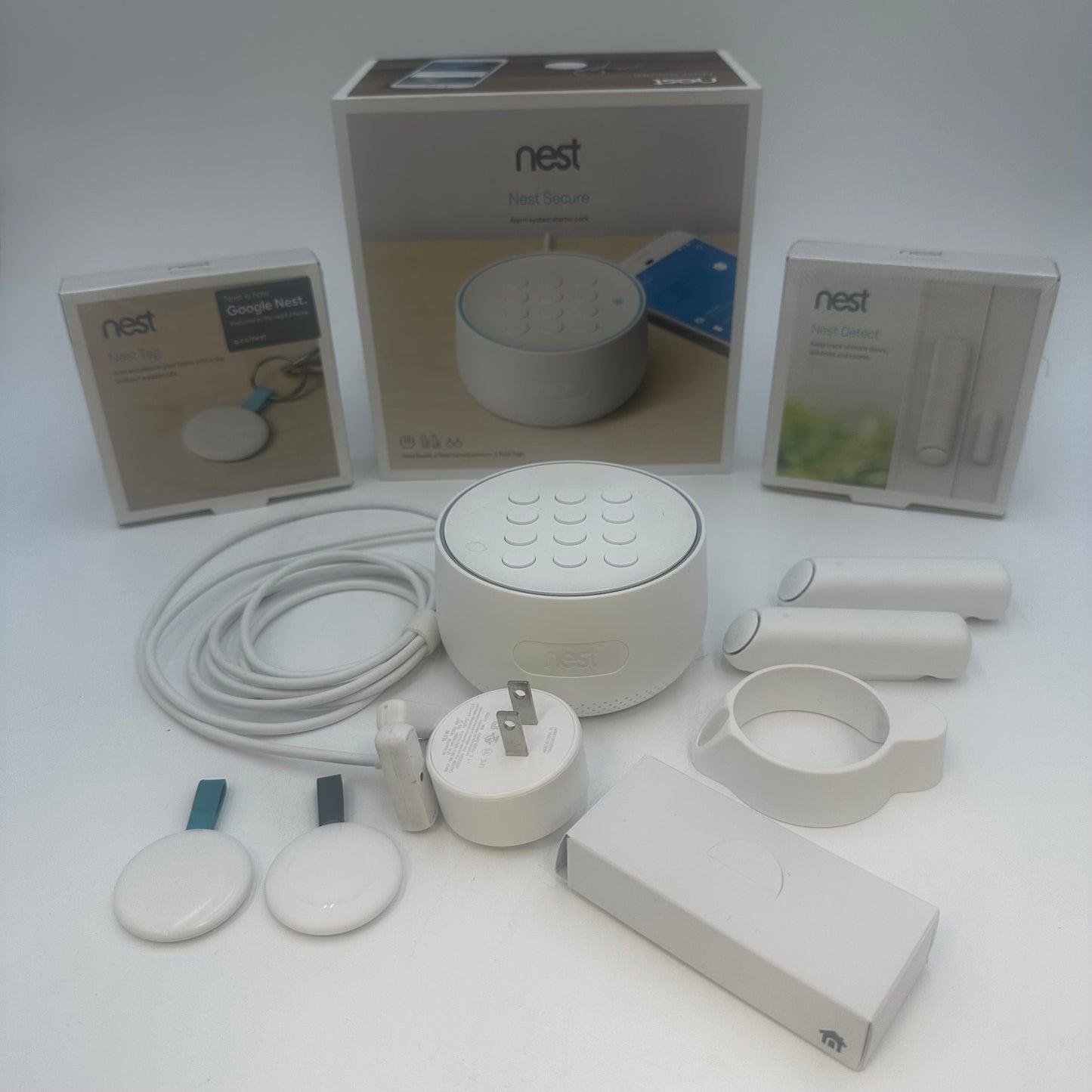 Google Nest Secure Starter Pack Alarm System Starter Pack White H1500ES with extra Nest Detect and Nest Tag