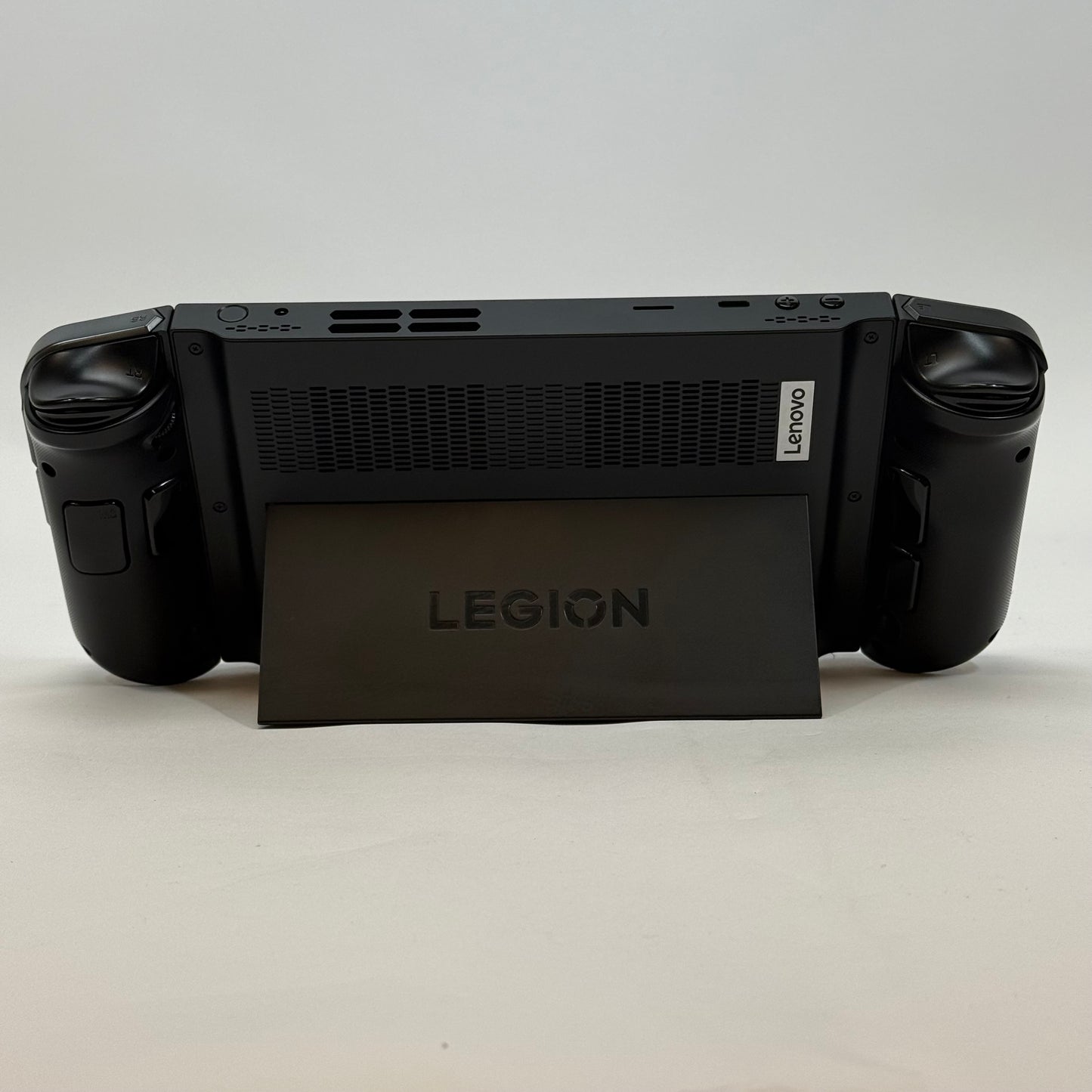 Lenovo Legion Go 8.8" AMD Ryzen Z1 Extreme 16GB RAM 512GB Shadow Black 8APU1