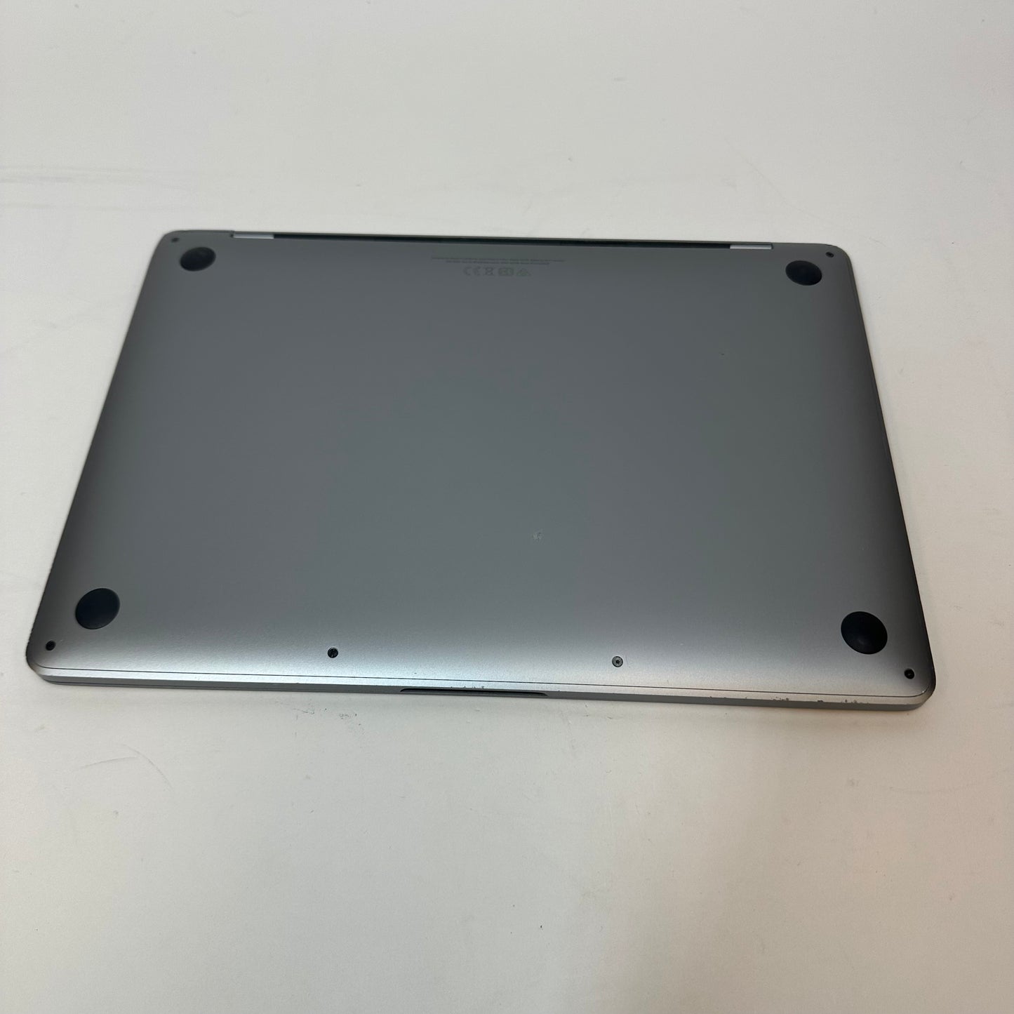 2022 Apple MacBook Pro 13.3" M2 8C GPU 3.5GHz 8GB RAM 256GB SSD A2338