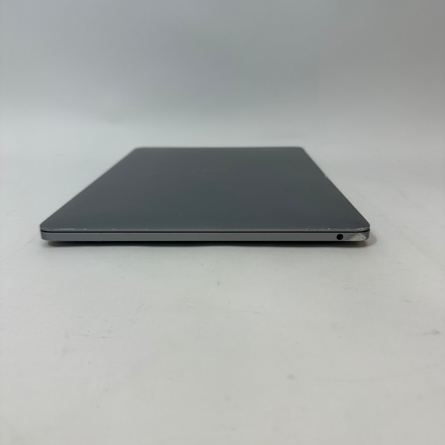 2022 Apple MacBook Pro 13.3" M2 8C GPU 3.5GHz 8GB RAM 256GB SSD A2338
