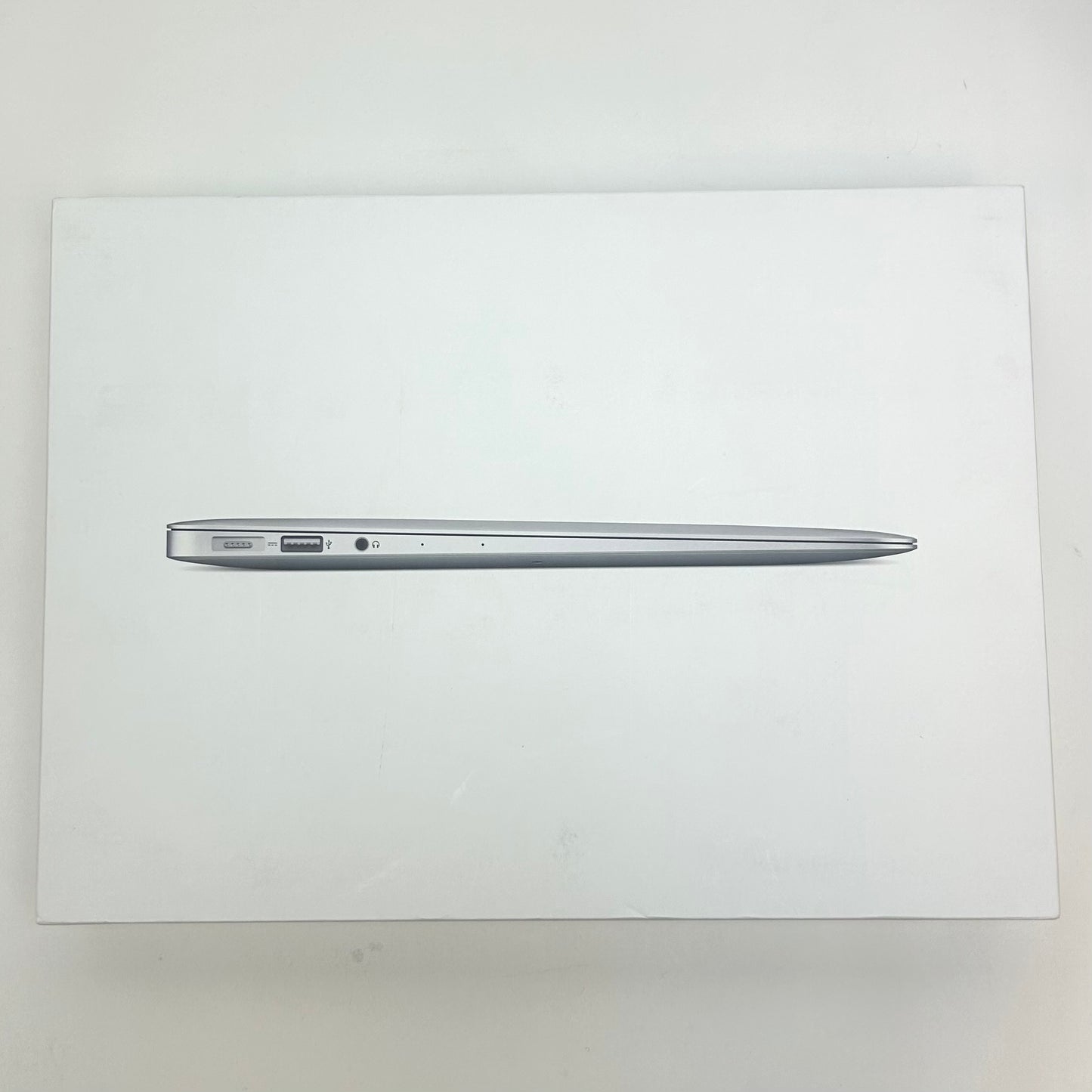 2015 Apple MacBook Air 13" i5 1.6GHz 4GB RAM 128GB SSD Silver A1466