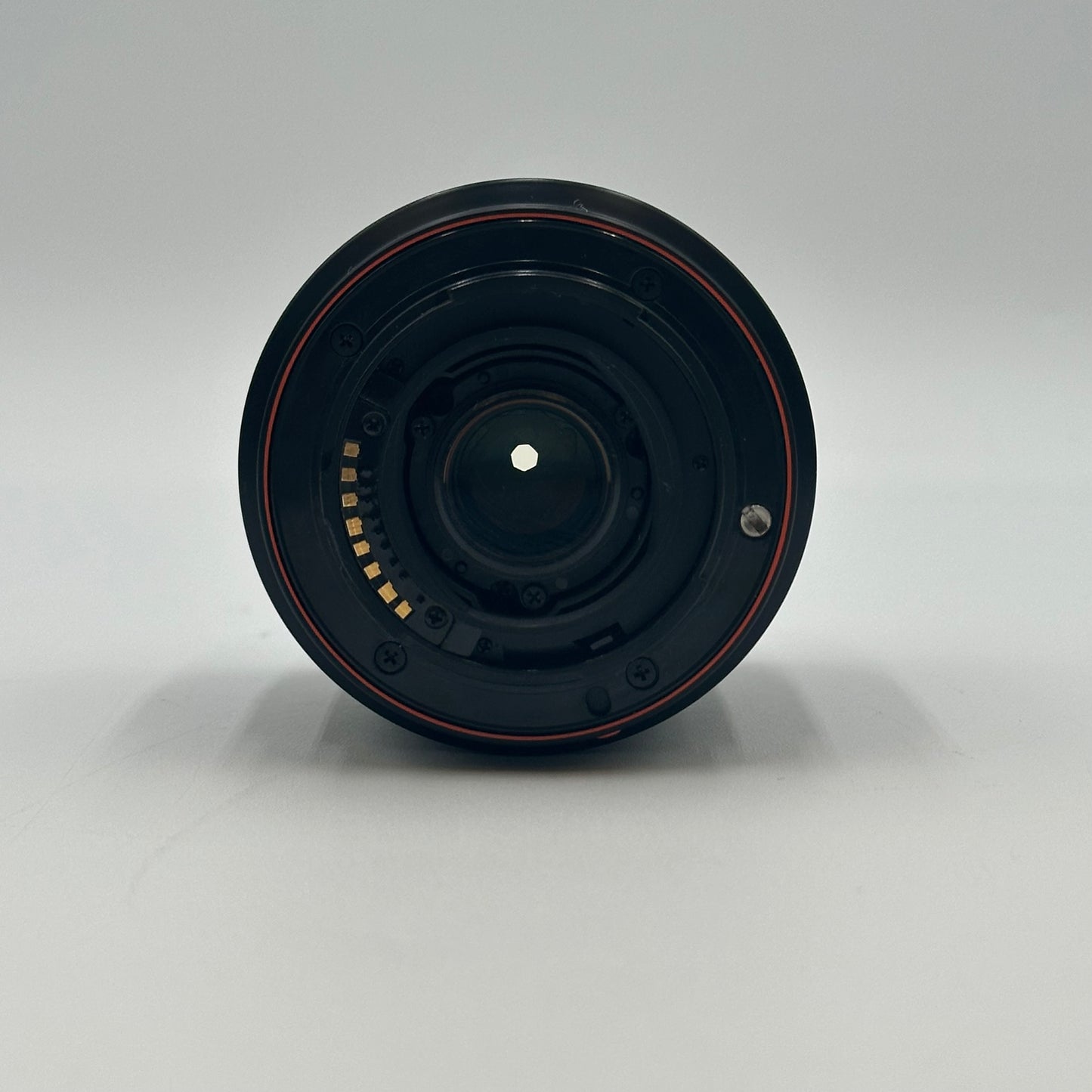 Sony SAL18200 18-200mm f/3.5-6.3 DT A-Mount  APS-C SAL18200 Auto Lens