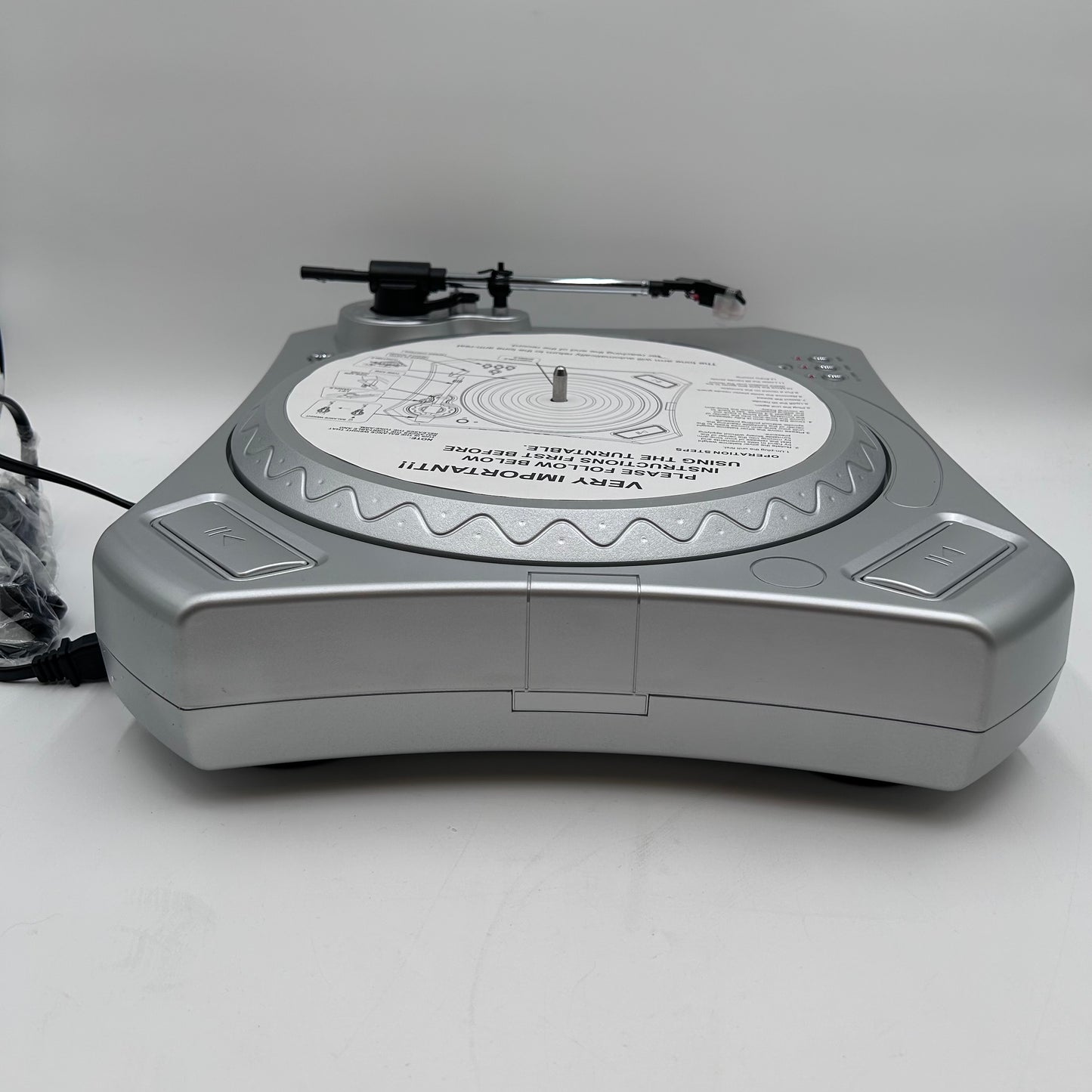 Innovative Technology USB Turntable ITUT-300