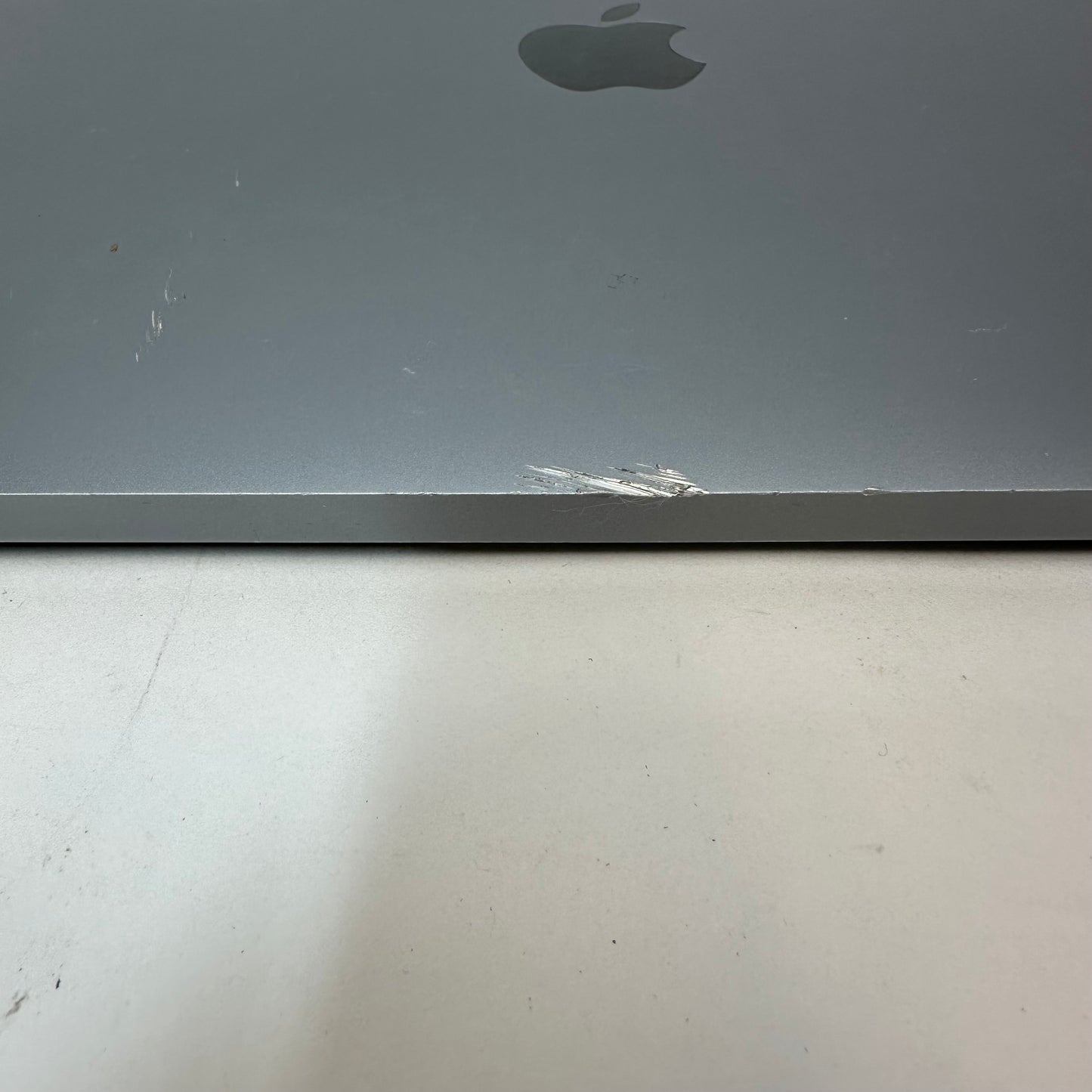 2022 Apple MacBook Pro 13.3" M2 8C GPU 3.5GHz 8GB RAM 256GB SSD A2338