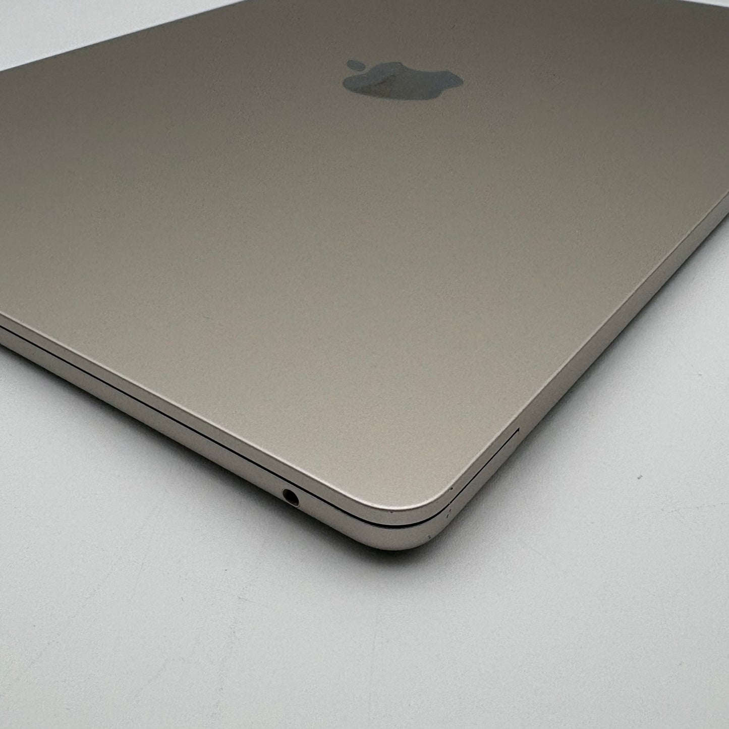2023 Apple MacBook Air 15" M2 10C GPU 3.5GHz 8GB RAM 512GB SSD MQKV3LL/A