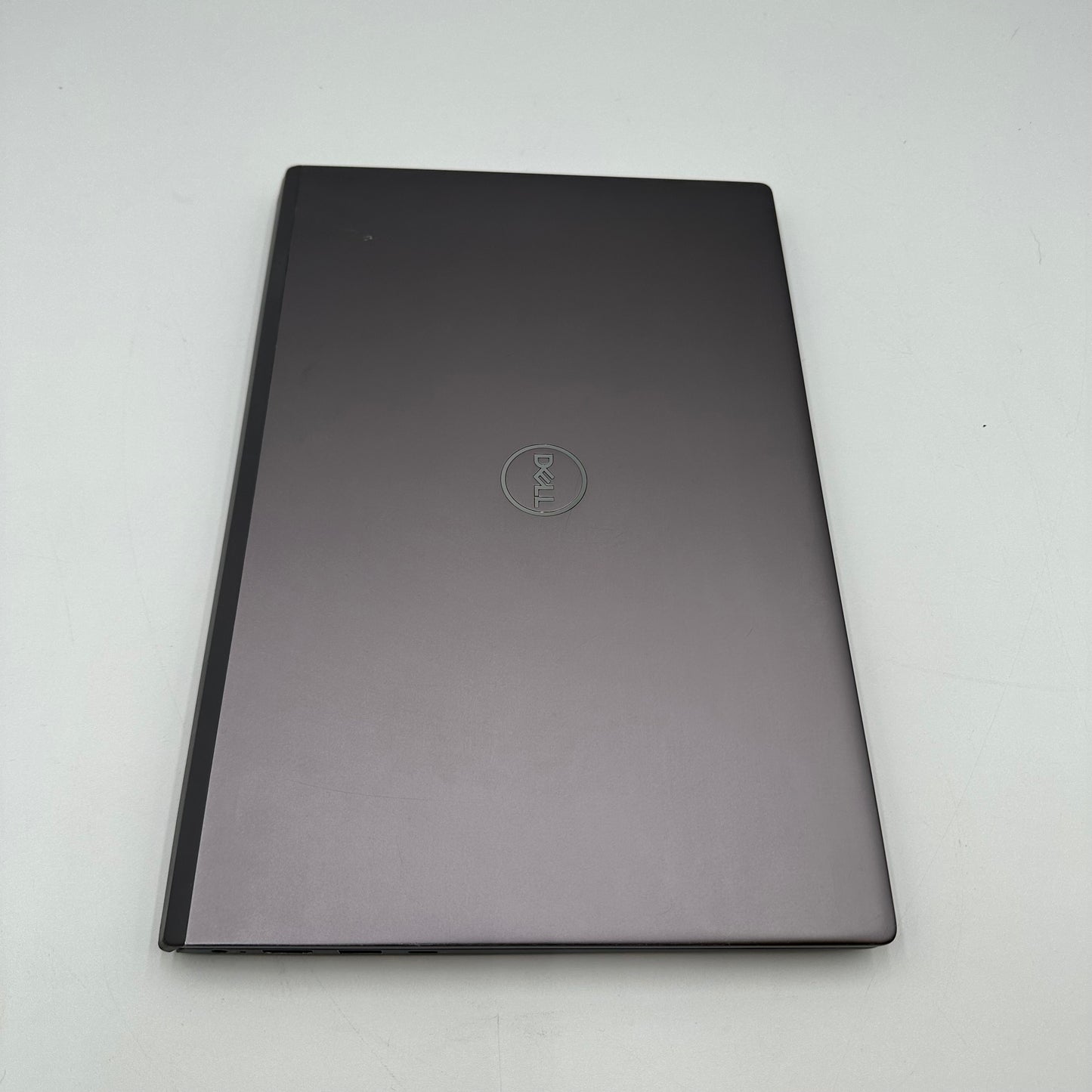 Dell Vostro Laptop 5401 14" i7-1065G7 1.5GHz 16GB RAM 512GB SSD