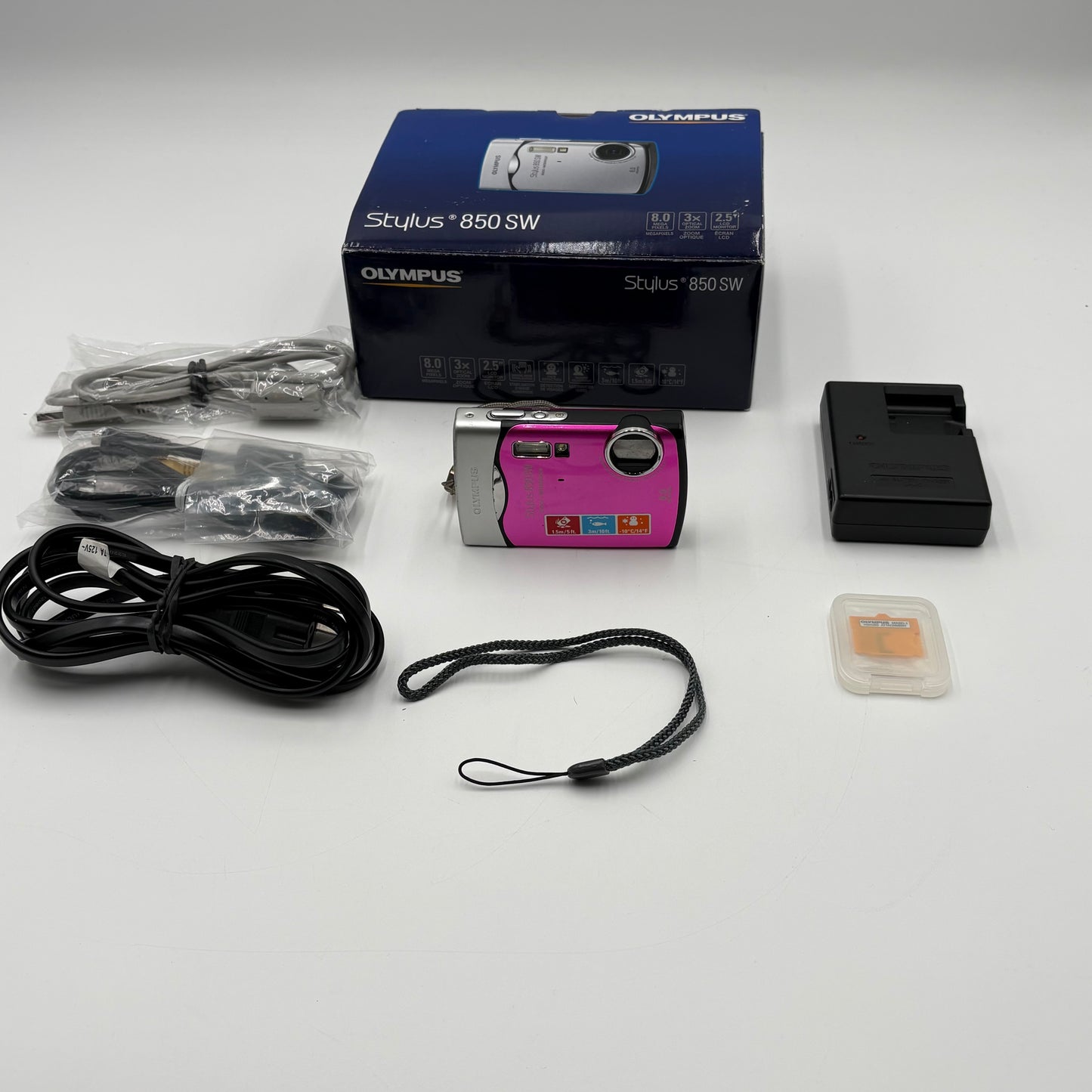 Olympus Stylus 850 SW 226327 8.0 850SW Digital Camera