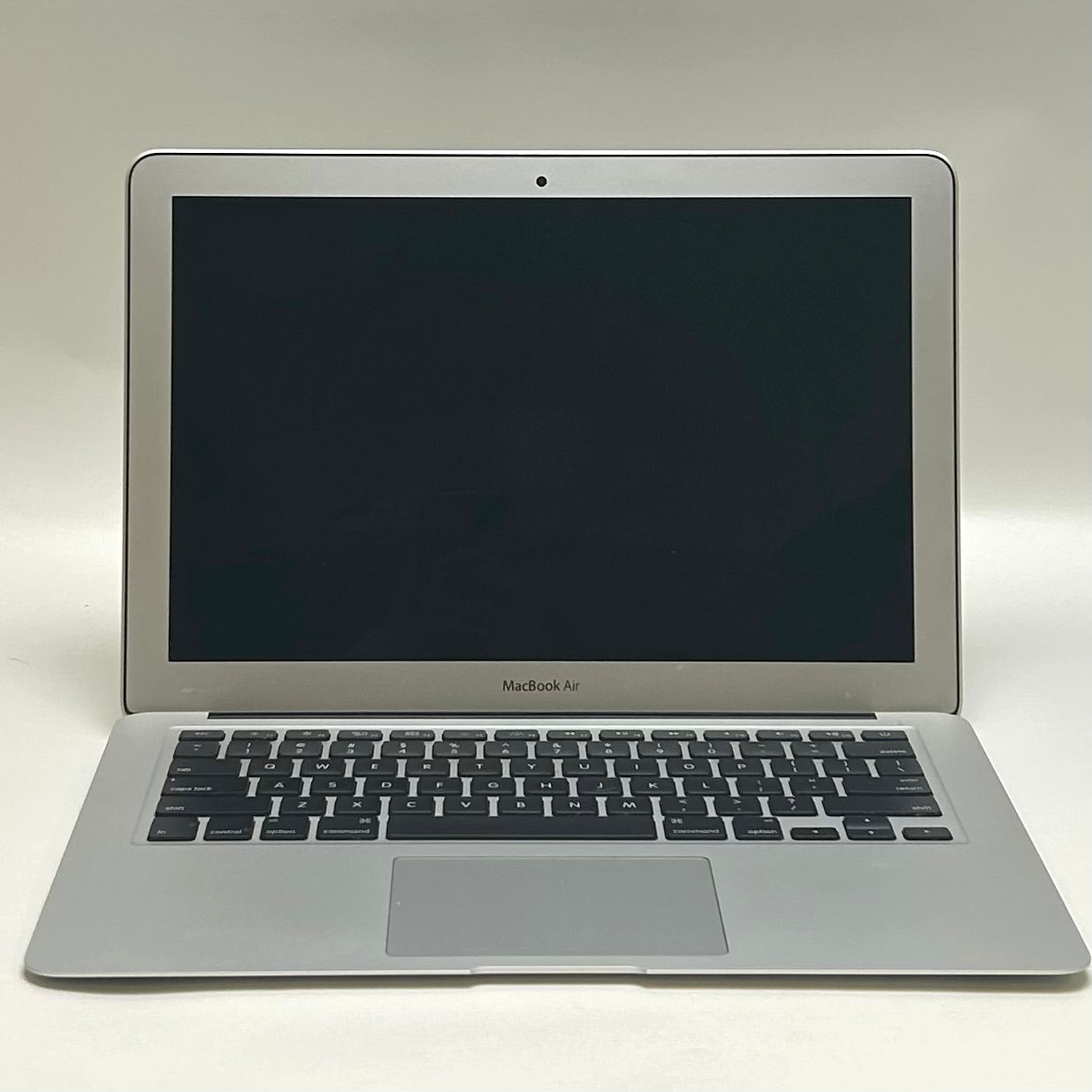 2015 Apple MacBook Air 13" i5 1.6GHz 4GB RAM 128GB SSD Silver A1466