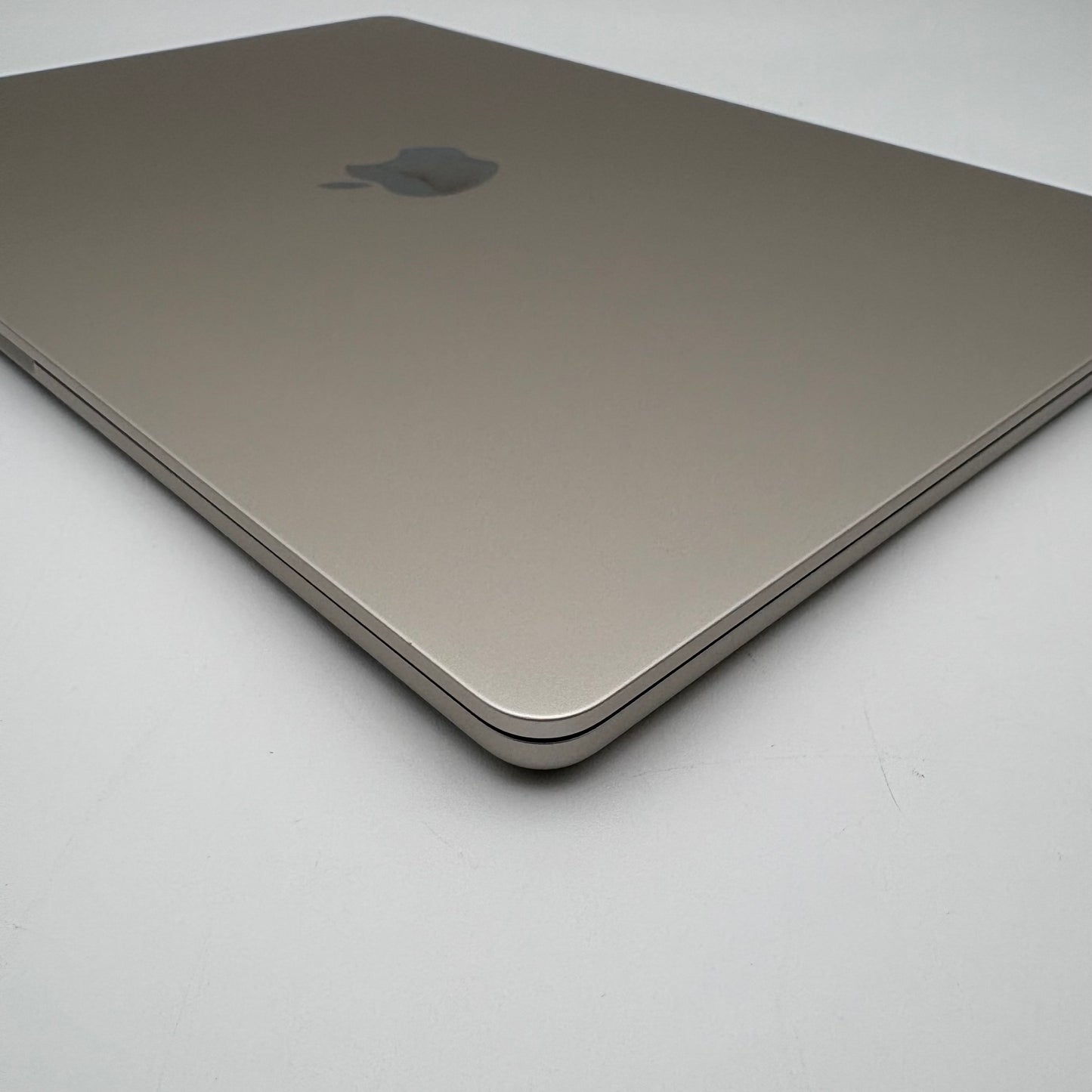 2023 Apple MacBook Air 15" M2 10C GPU 3.5GHz 8GB RAM 512GB SSD MQKV3LL/A